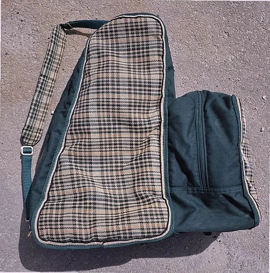 Kensington Roustabout Green Plaid Padded Boot Carry All Travel Bag