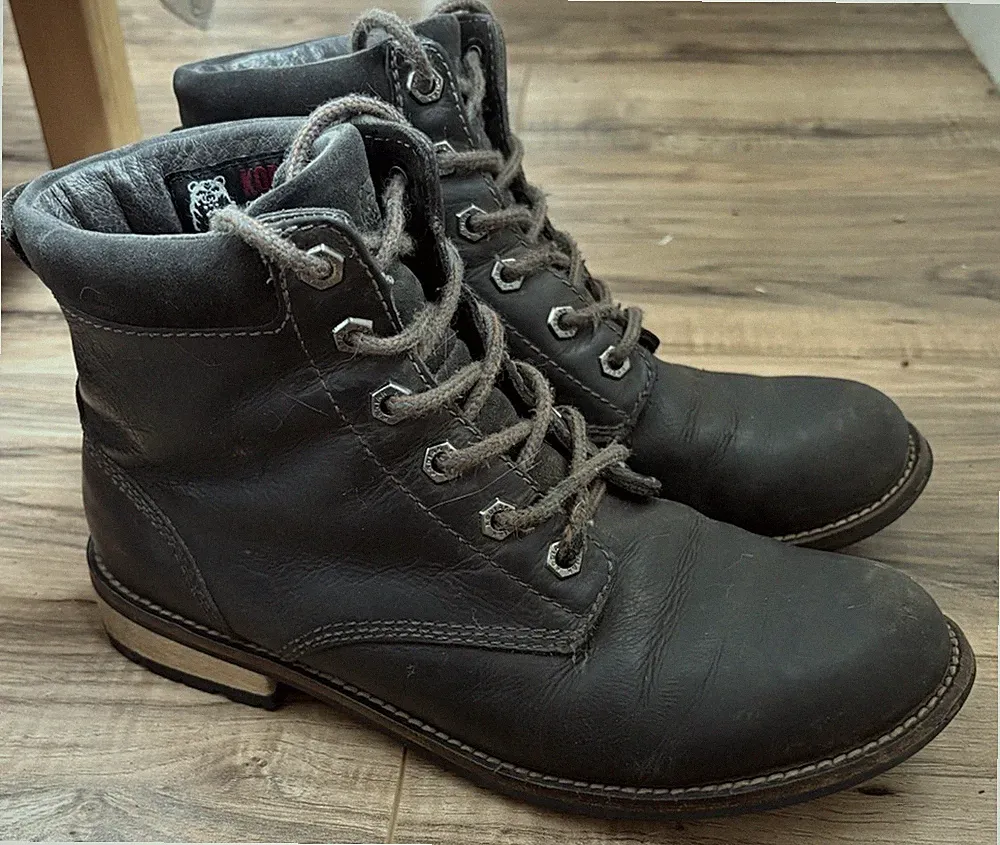 Kodiak Canada Black Leather Boots Lace Up Hiking Waterproof Women’s Size US 9