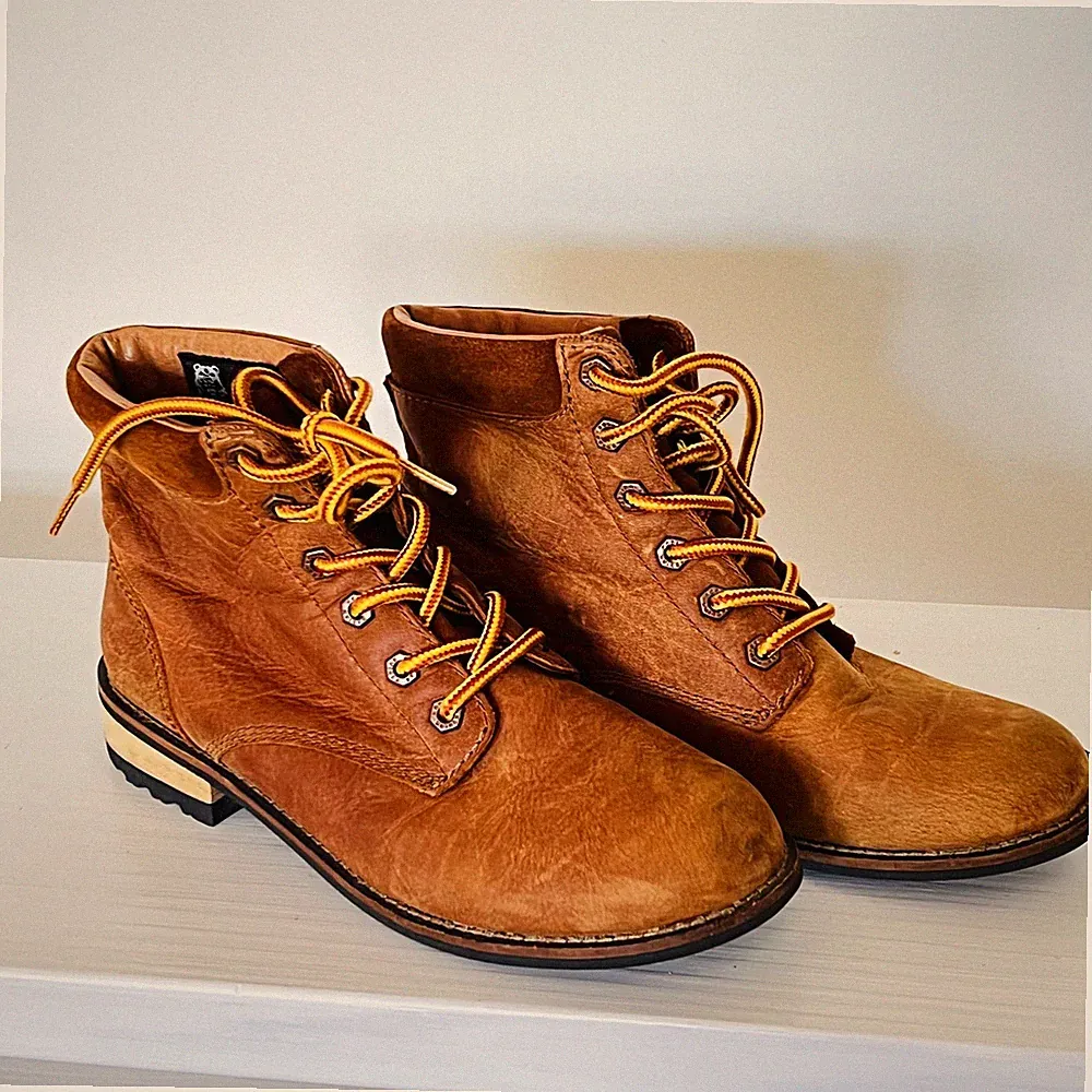 Kodiak Jaya Waterproof Leather Lace Up Boots Brown Outdoor Gorpcore Hiking
