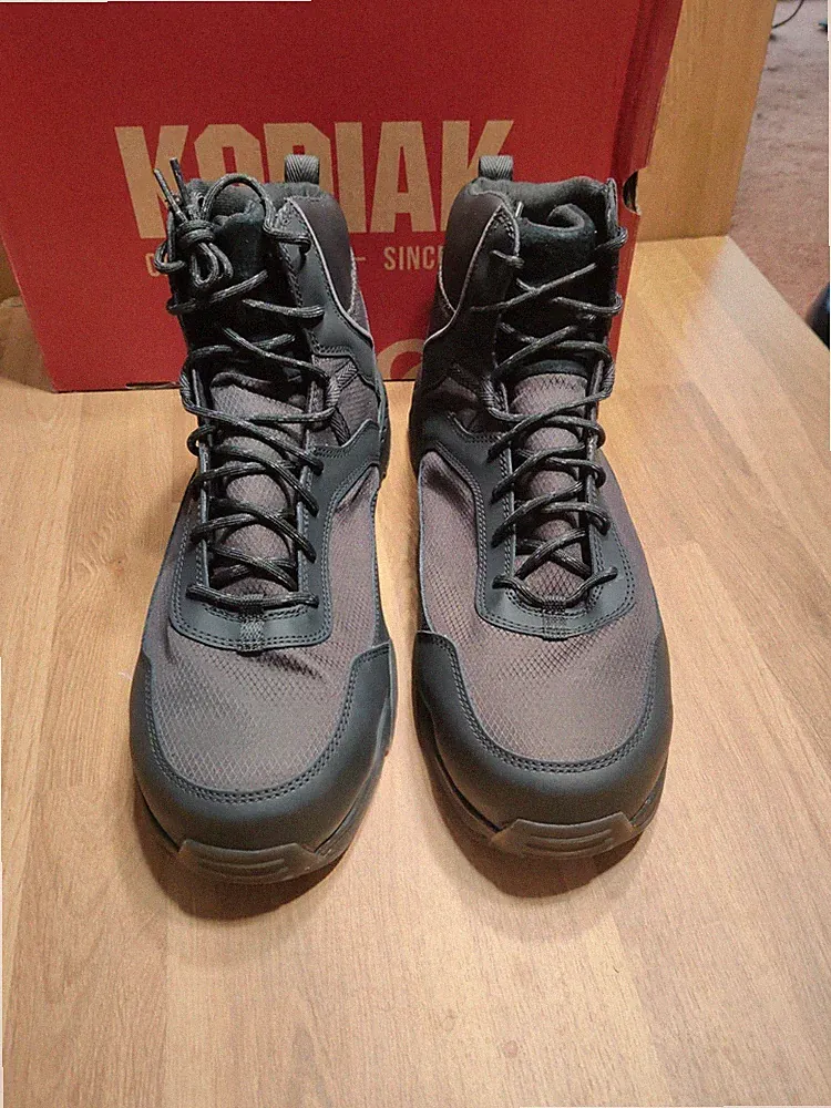 Kodiak Work Boots MKT1 Composit Toe Size 15 W Black Weatherproof NEW