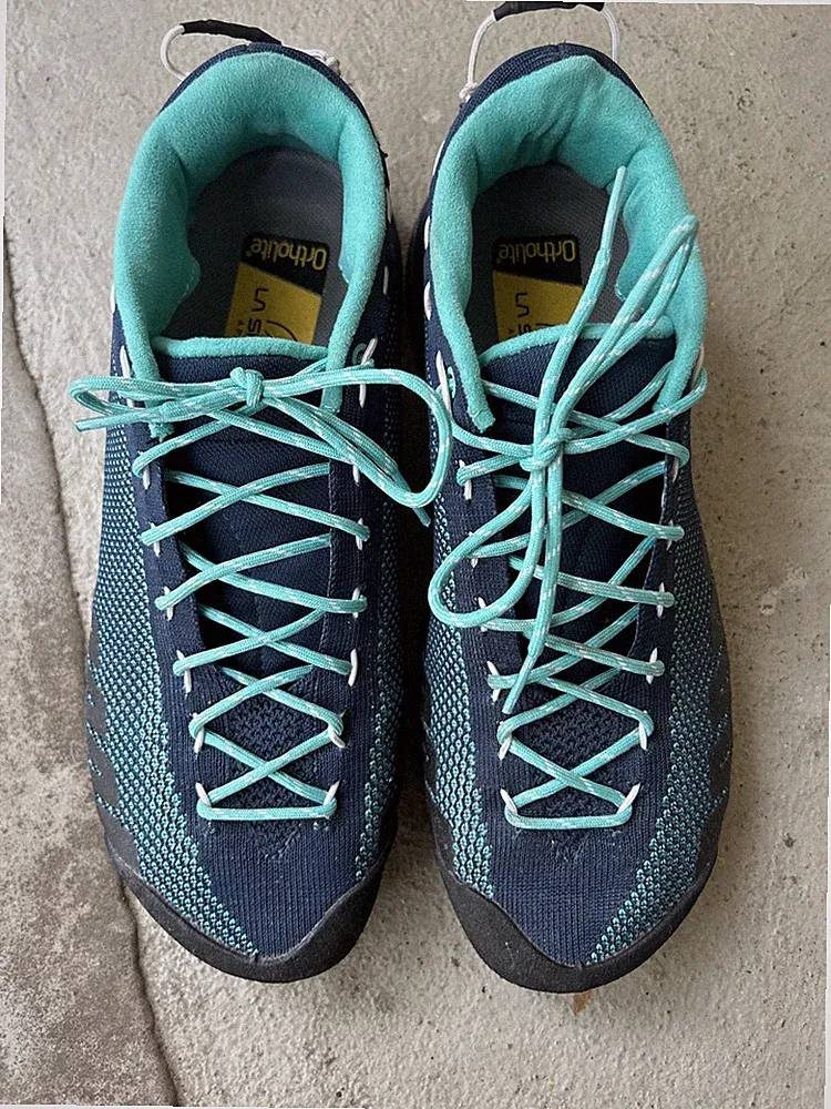 La Sportivia Women’s approach shoes TX2W (EUR 39/US 7.5/UK 6) — Barely Used