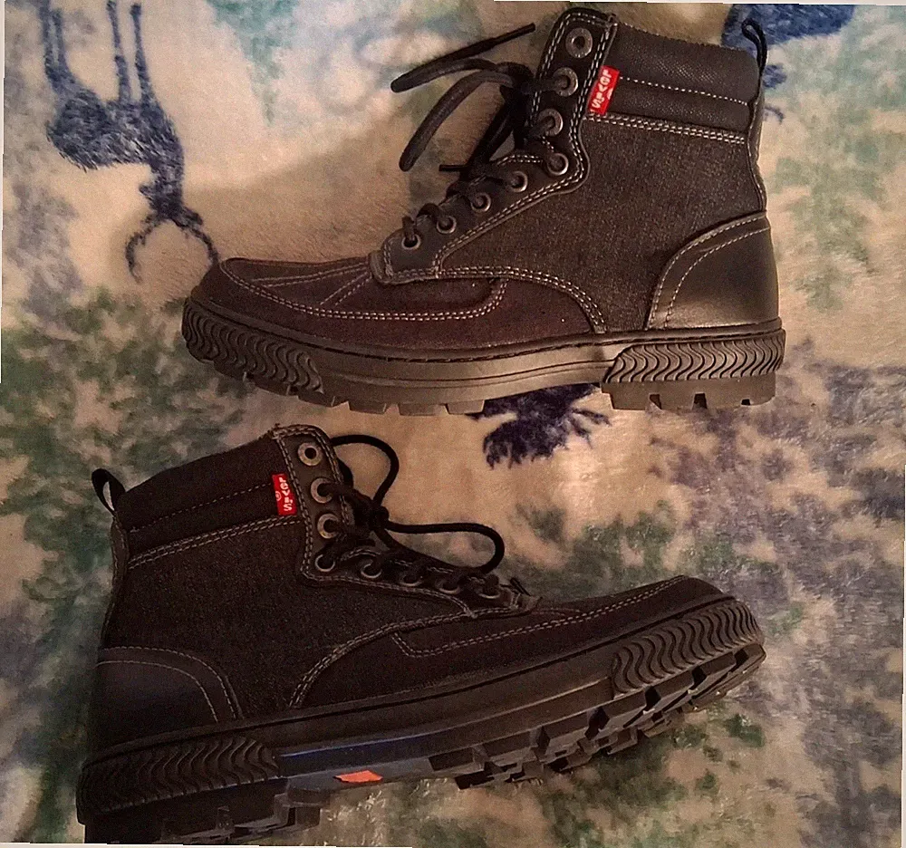 LEVI'S Men's U.S. 9.5 Reg Black Comfort Denim Hiking Lace Boots NWOT #517610-01A