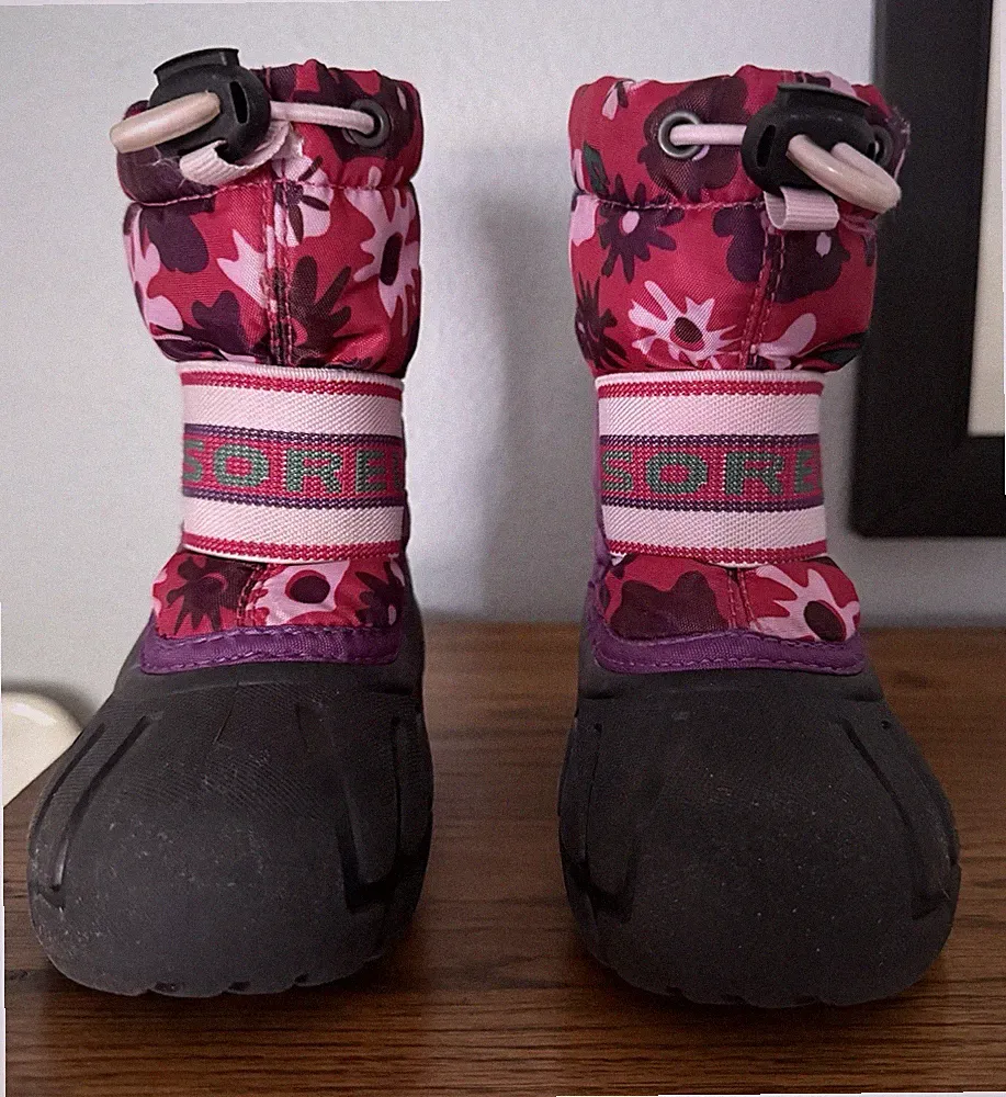 LKN Sorel Toddler Insulated Snow Boots Size 7 Pink and Purple Floral