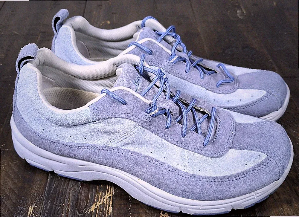 LL Bean FHW7 Sneakers Womens Size 8 Medium Wide Blue Suede 05330