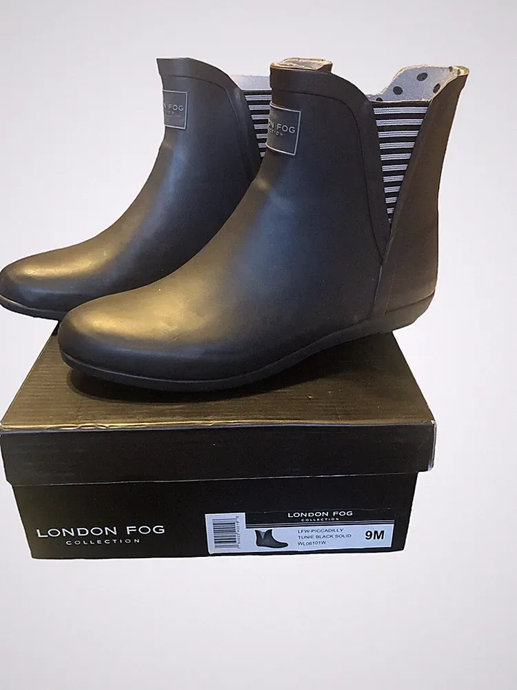 London Fog Womens Piccadilly Closed Toe Rubber Ankle Rain Boots 9M 9 Black