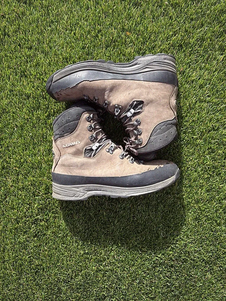 Lowa Tibet GTX Goretex 11M Boots