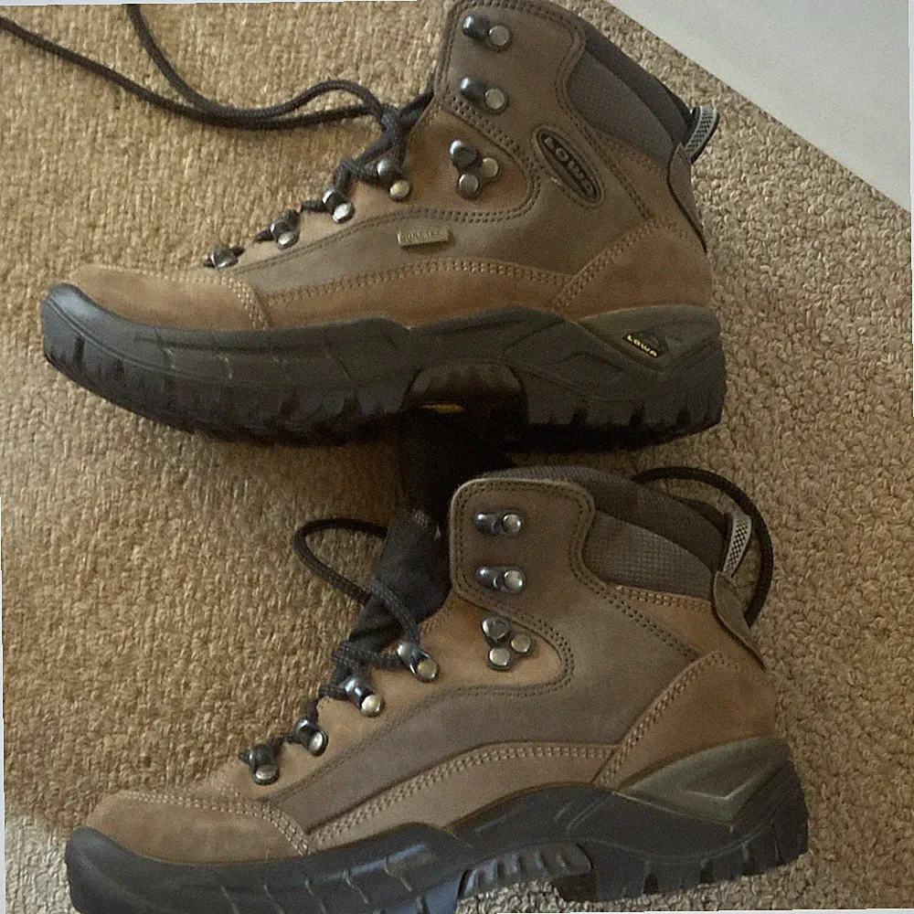 LOWA Women's Hiking Boots Brown Black US 5.5 MPN 3209354655