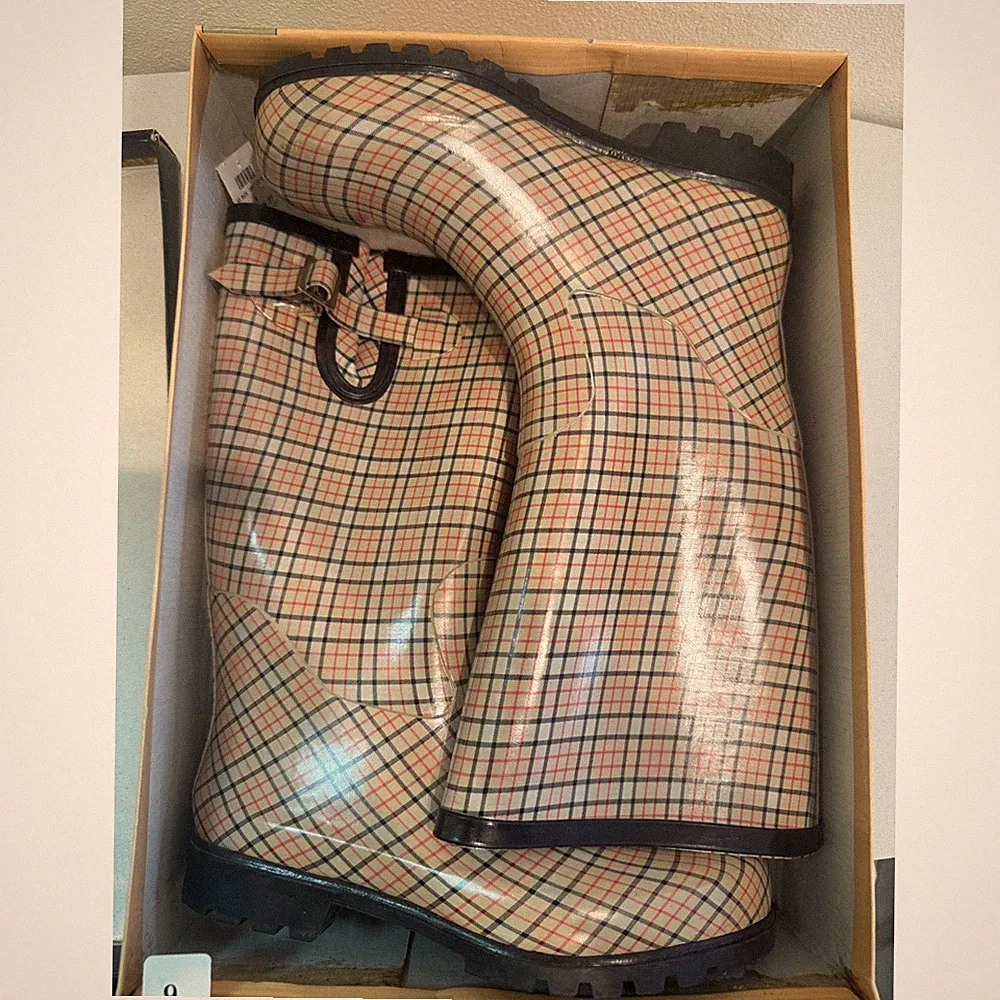 Lower East Side Womens Plaid Rain Boots Tan Red Black Check Waterproof Size 9