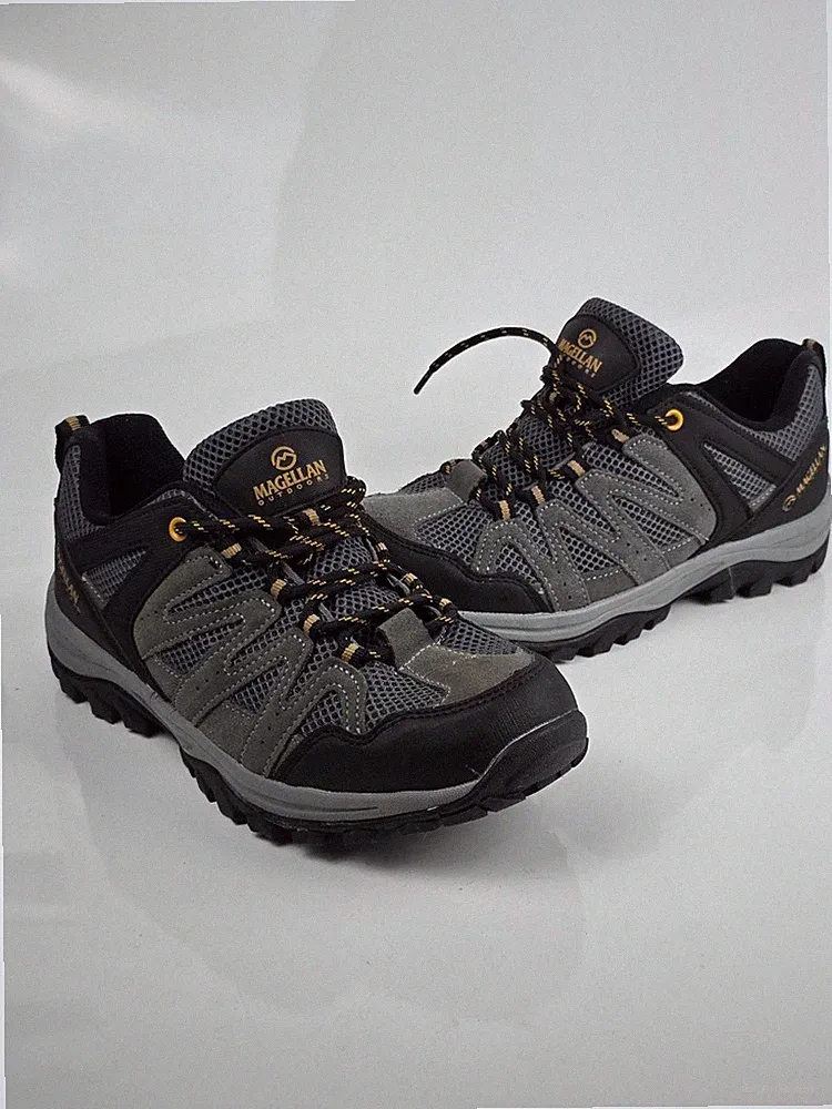 Magellan Outdoors Thinsulate Men's Hiking Trail Shoes Gray Black Suede Size 8