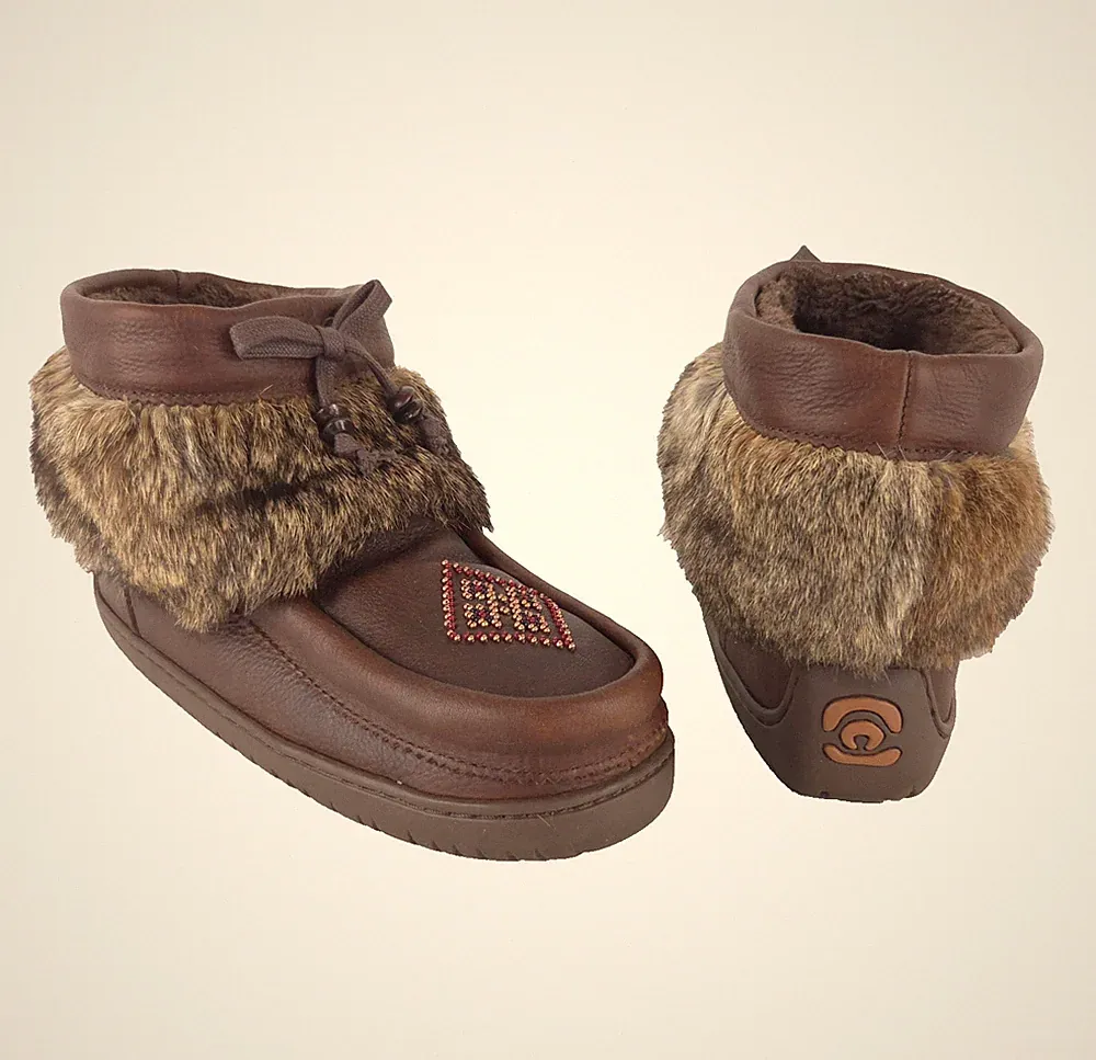 Manitobah Mukluks Keewatin Boots EU 40 US 9 Womens Brown Leather Fur $190
