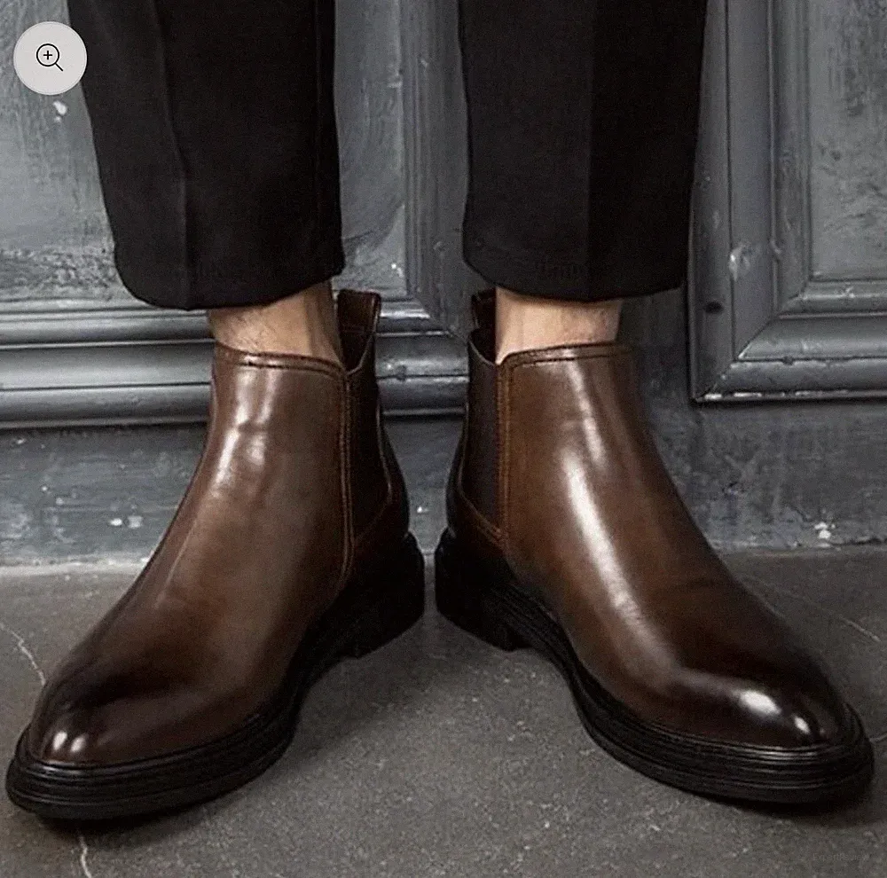 Men’s Chelsea Brown Boot/ Round Toe