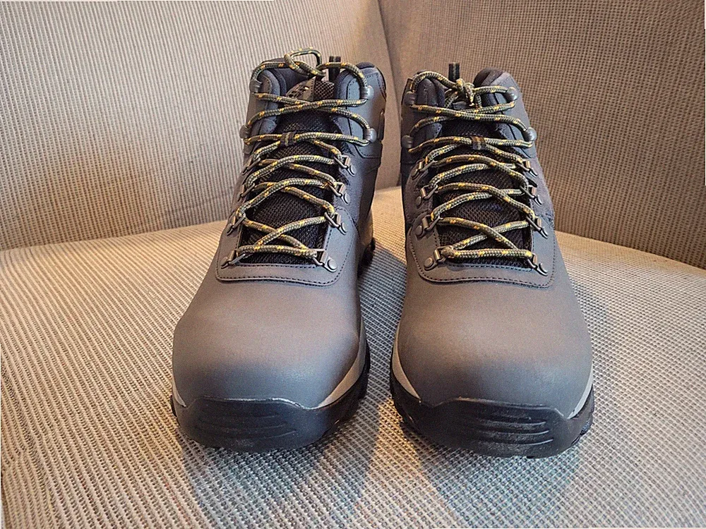 Men's Columbia Newton Ridge Plus II Waterproof Hiking Boots Size 16 NIB Gray