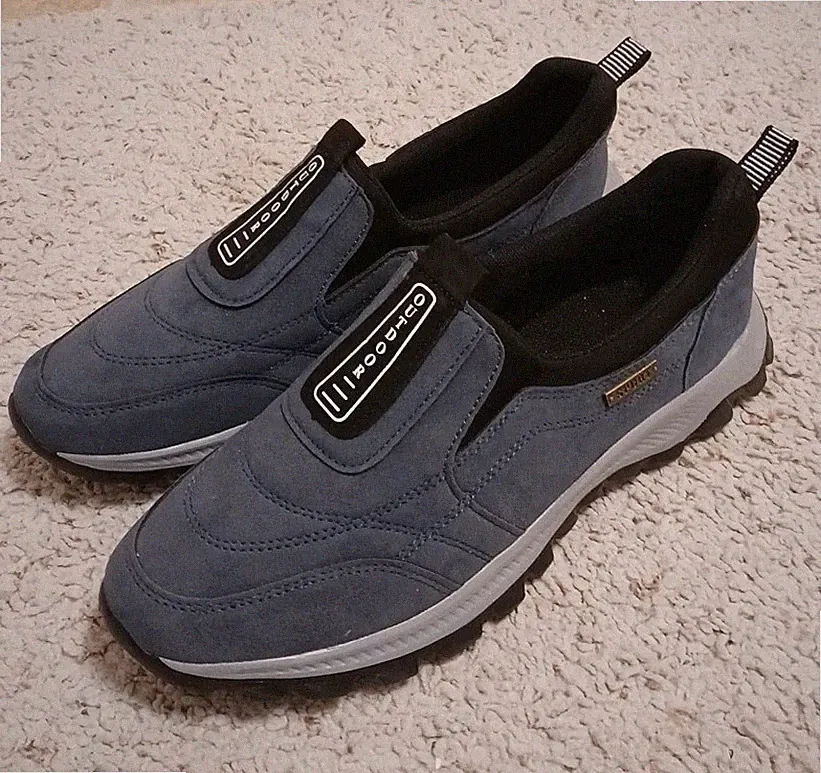 Men’s Hiking Shoes Slip On Sneakers Outdoor Comfort Walking Loafers Size 42 US 9