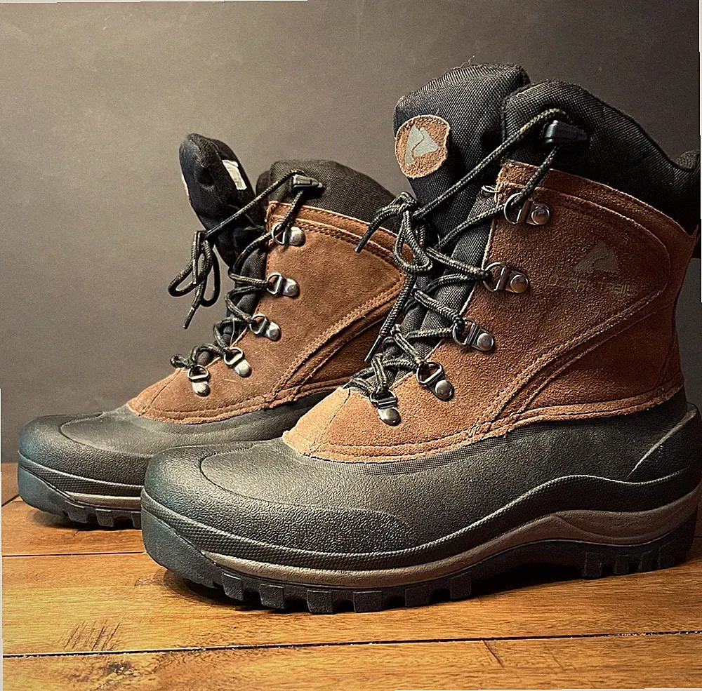 Men’s Ozark Trail Insulated Hiking Boots Size 9 Leather Upper Lace Up