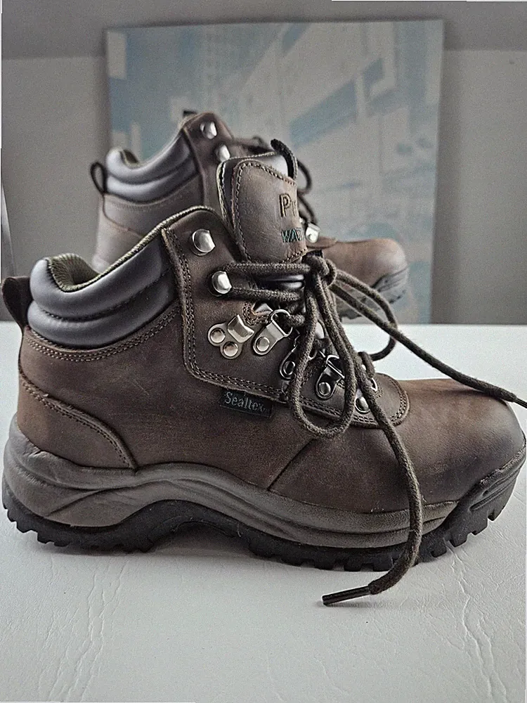 Mens 7-Propét Waterproof Hiking Boots Brown Leather Lace Up Ankle Outdoor Trail