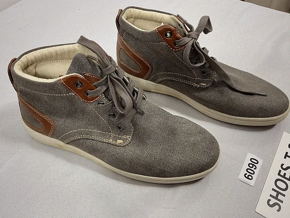 Mens Steve Madden Kenya Low Top Chukka Boots 8 M Gray Lace Up