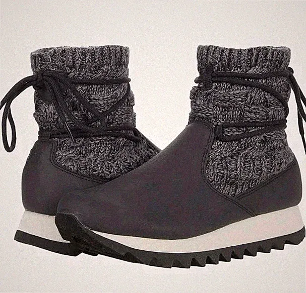 Merrell Alpine Snow Boots Pull On Black Knit Outdoor Women's Size 10.5