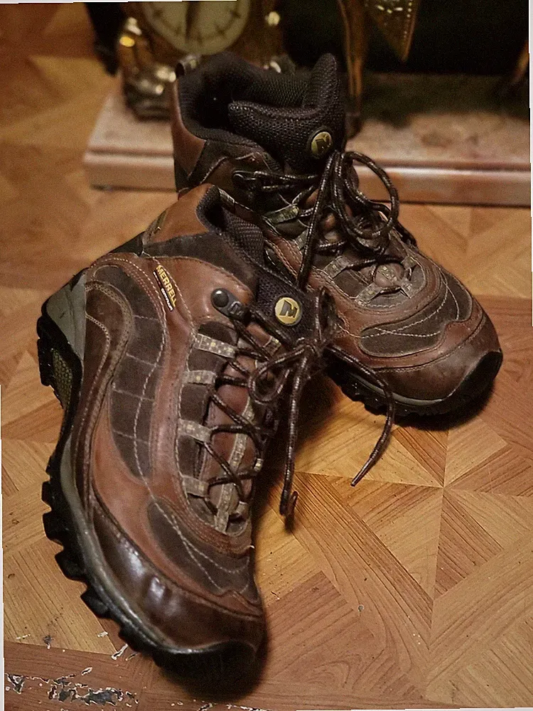 Merrell Backpacking Waterproof Hiking BOOTS Mid Leather Boots Trail Boots 10.5