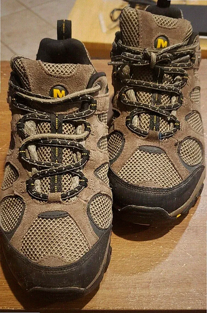 Merrell Bungee Cord Old Gold Waterproof Trail Hiking Shoes J167060C SZ 8 Leather