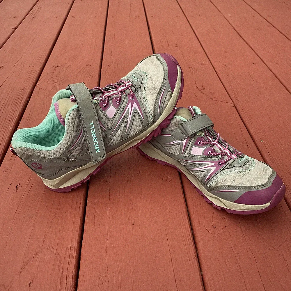 Merrell Capra Hook and Loop Hiking Shoes,Green /Purple/Gray 5M MY54839 Womens