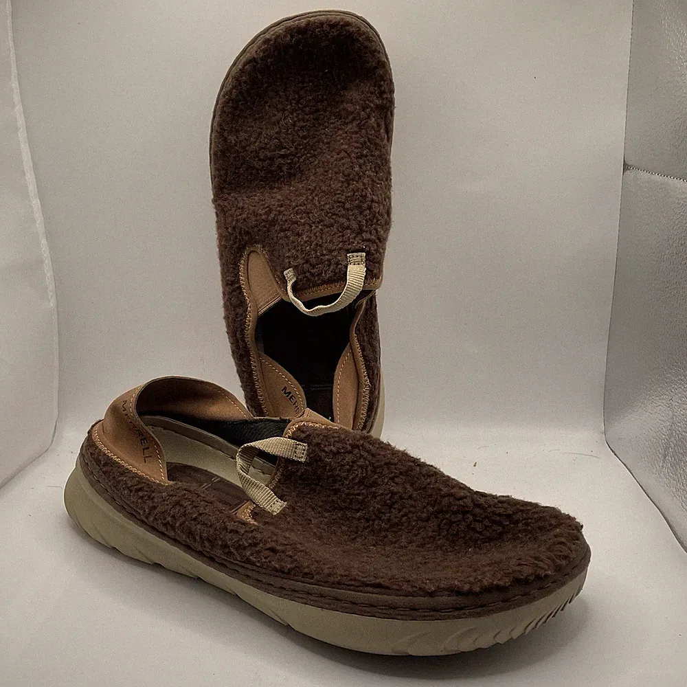 Merrell Hut Moc Men's 9 Fuzzy Top Brown Loafers Hiking Comfort Slip-On Closed