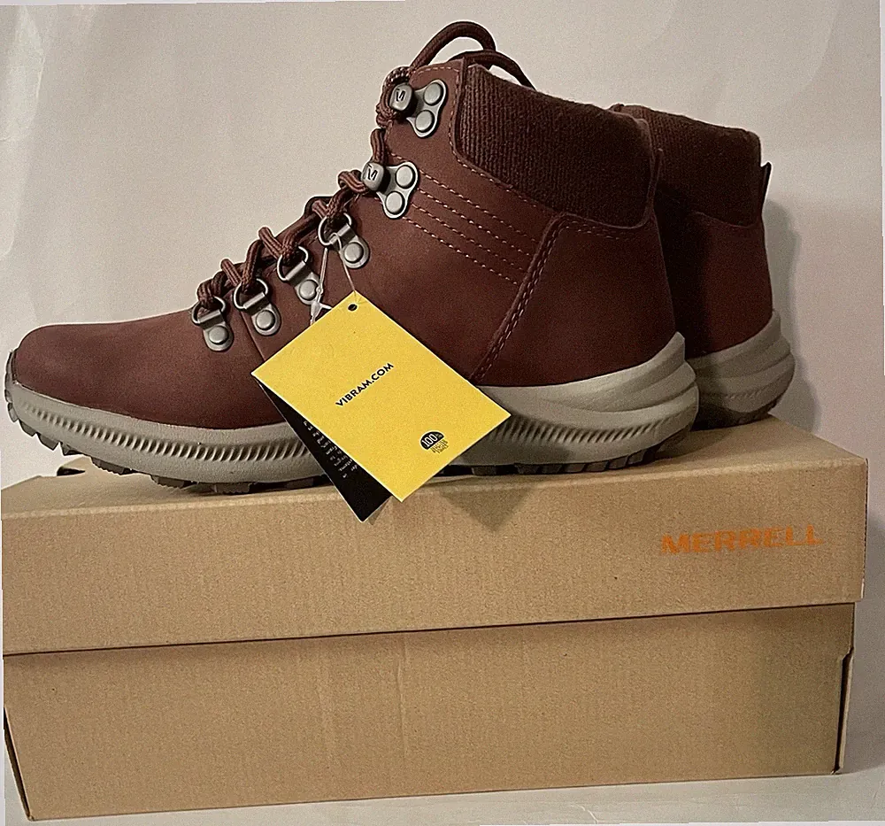 Merrell Leather Hiking Boots Raisin Vibram Soles Women's Sz 5.5 Megagrip Shoes!