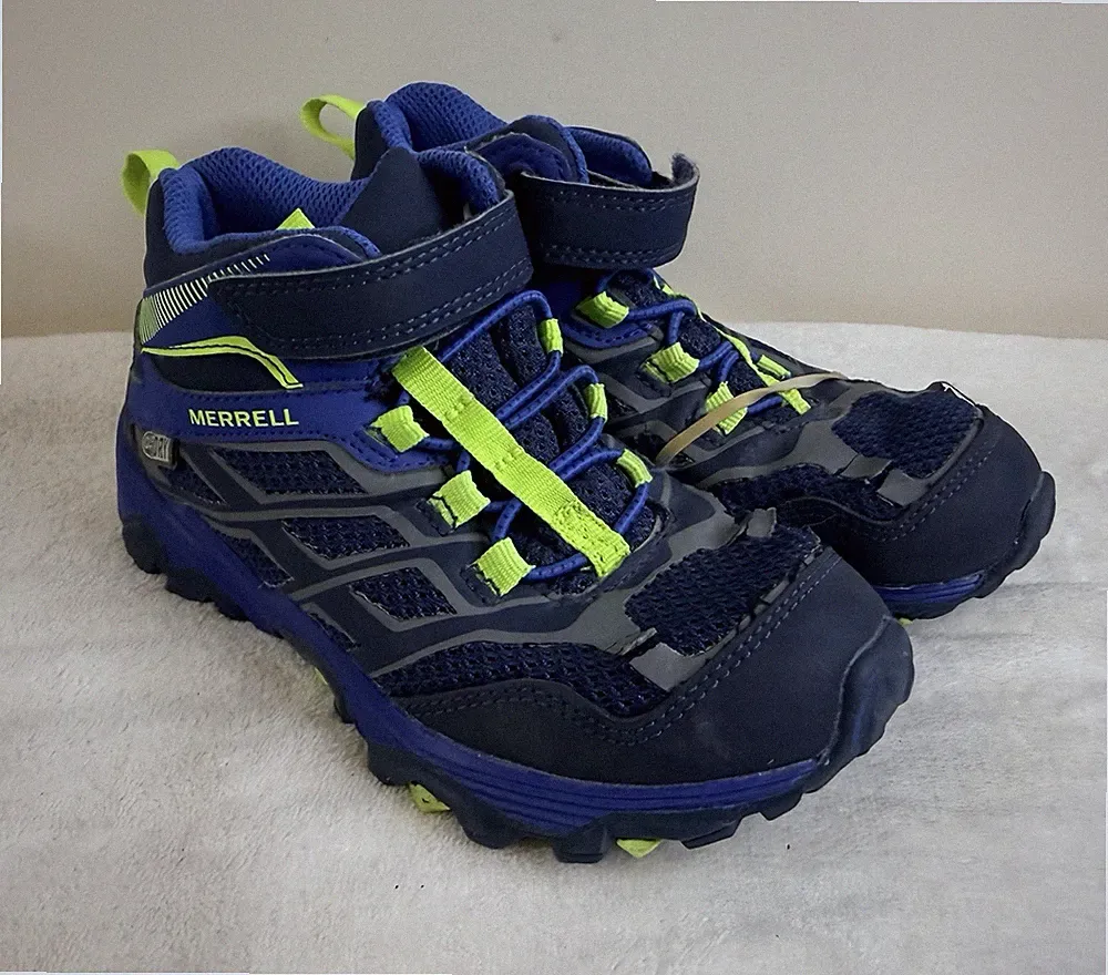 Merrell M-Moab FST Mid A/C Walking Trail Shoes Blue Boys Size 12.5 Waterproof