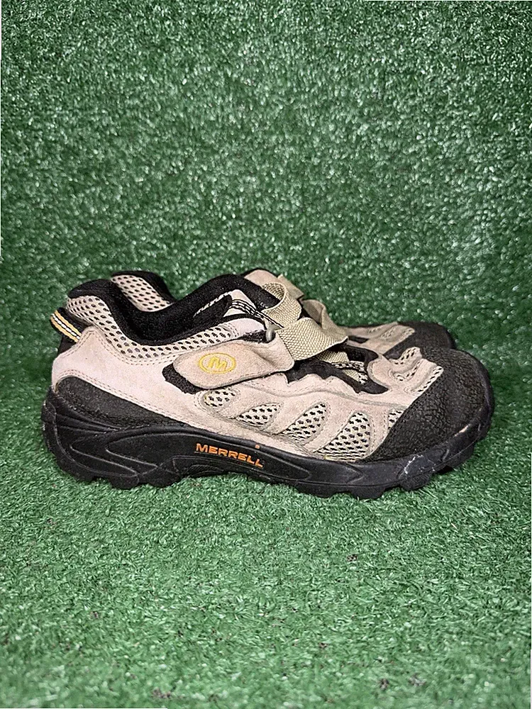 Merrell Mesa Vent Kids Size 6 Hiking Beige Trail Slip On Shoes Hook Loop Sneaker