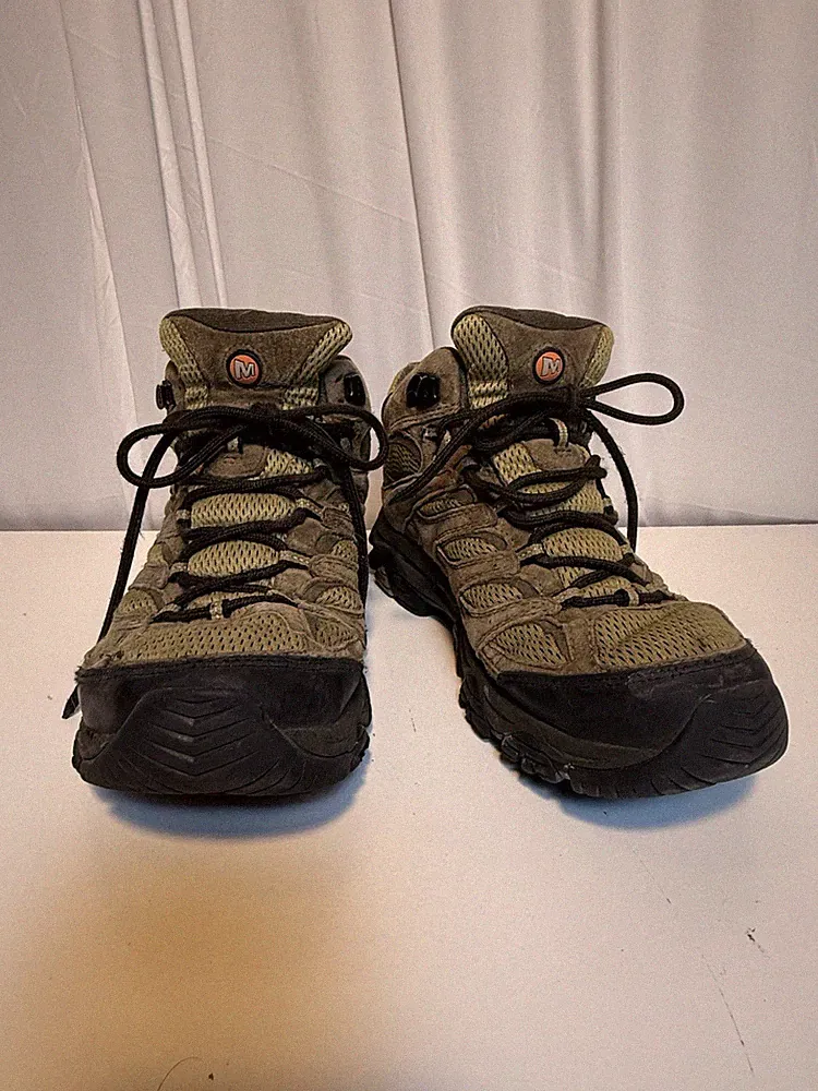 Merrell Moab 2 Mens 9.5 Mid Vibram Waterproof Hiking Boots Shoes Brown Earth