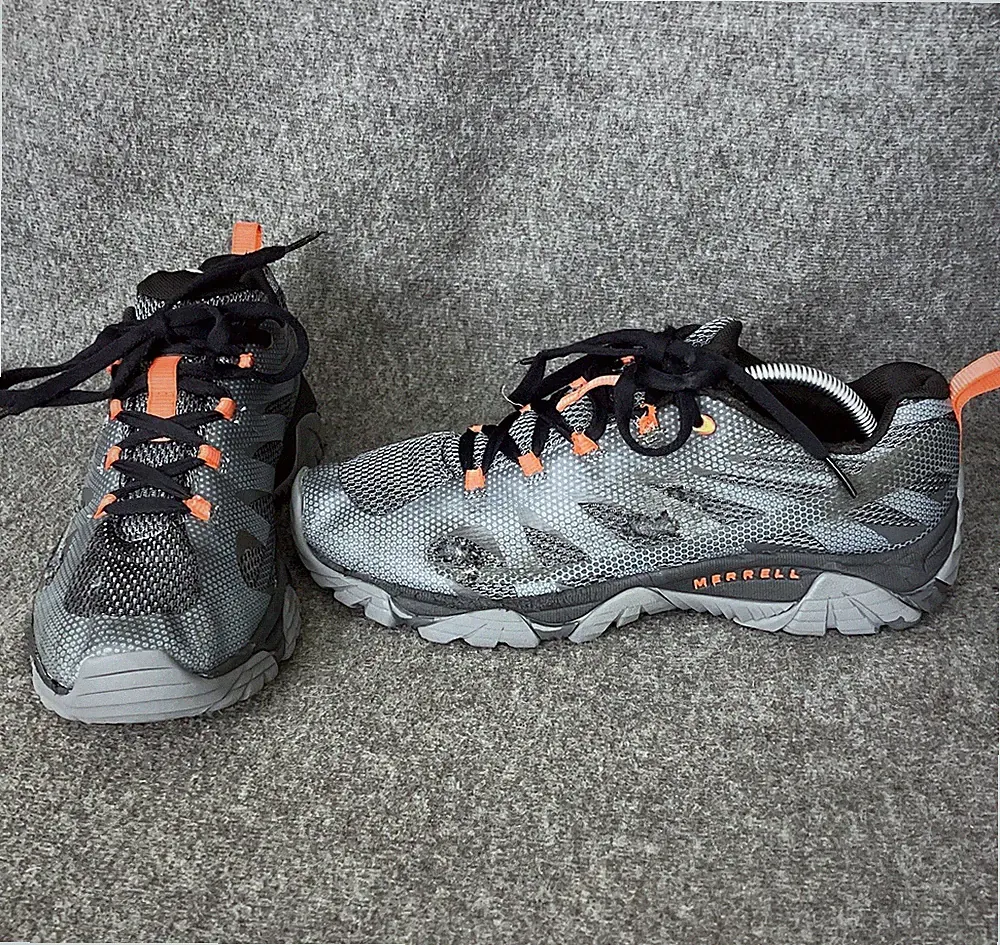 Merrell Moab Edge 2 Men’s 10 Trail Hiking Shoes Low Boots Gray J06113 ISSUES