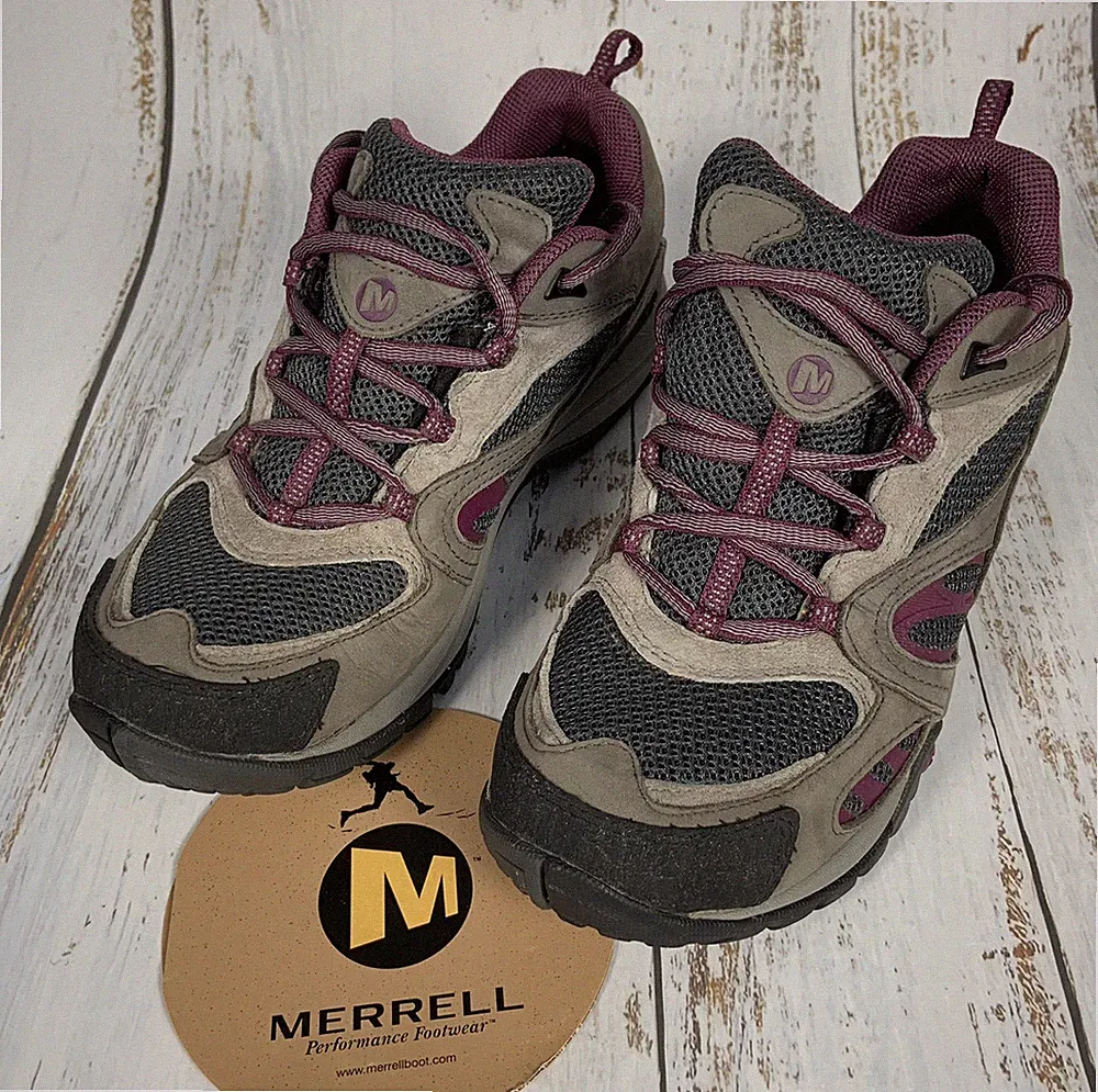 Merrell Women’s Castle Rock Hiking Boots Size 7 Purple Trail Shoes J24350 Clean