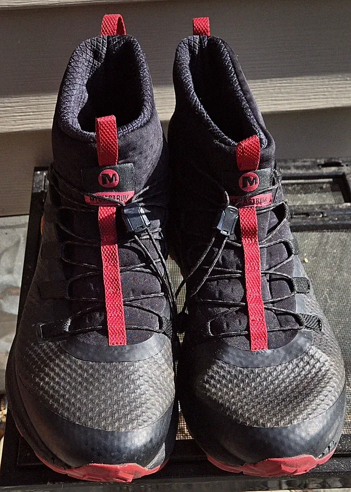 Merrell Womens Trekker Boots MTL Astrum J12870 Black Red Winter Hiking Sz 9.5