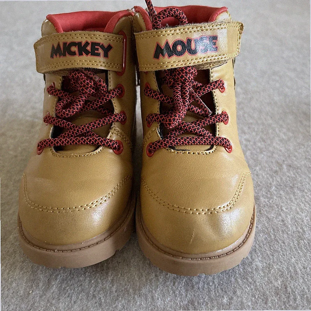 Mickey Shoes for Children Size 9 (18 cen) Waterproof High Hiking Boot New
