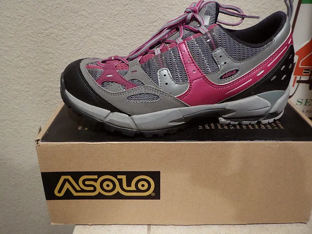 MINT Asolo Essence ML Womens Hiking Shoe Boot US 10 EU 42.5 Gray and Pink