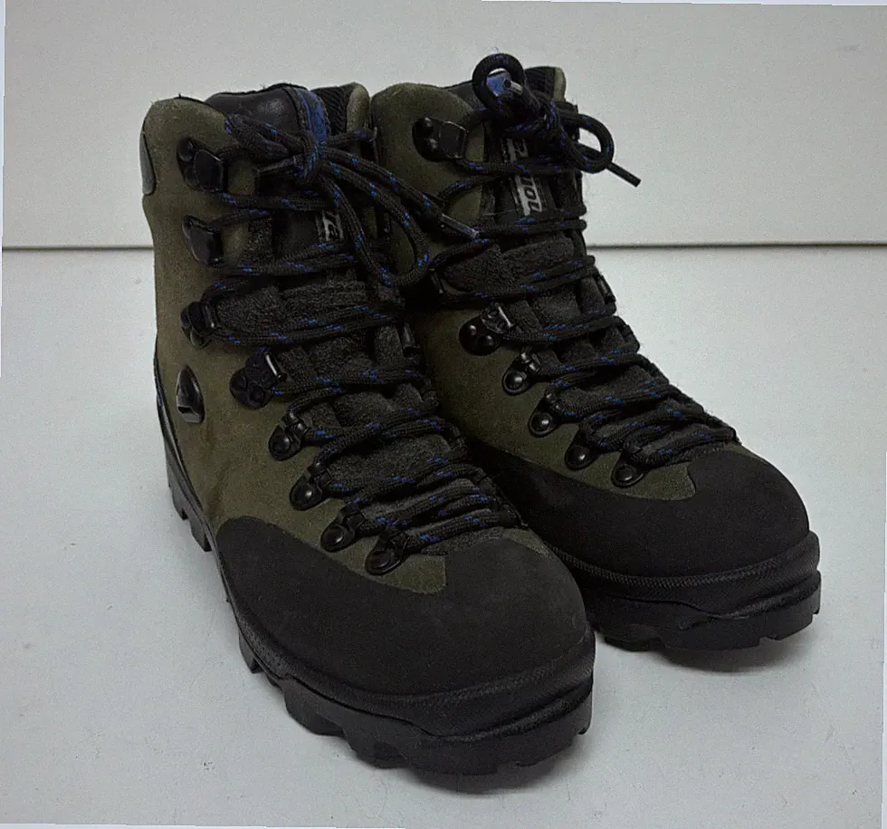 Montrail Olympus Heavy Duty Green Suede Mountaineering Boots US 7 EU 38 NEW