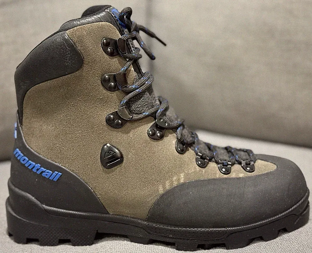 Montrail Olympus Mountaineering Hiking Climbing Boots Women’s Size 9.5 Wide