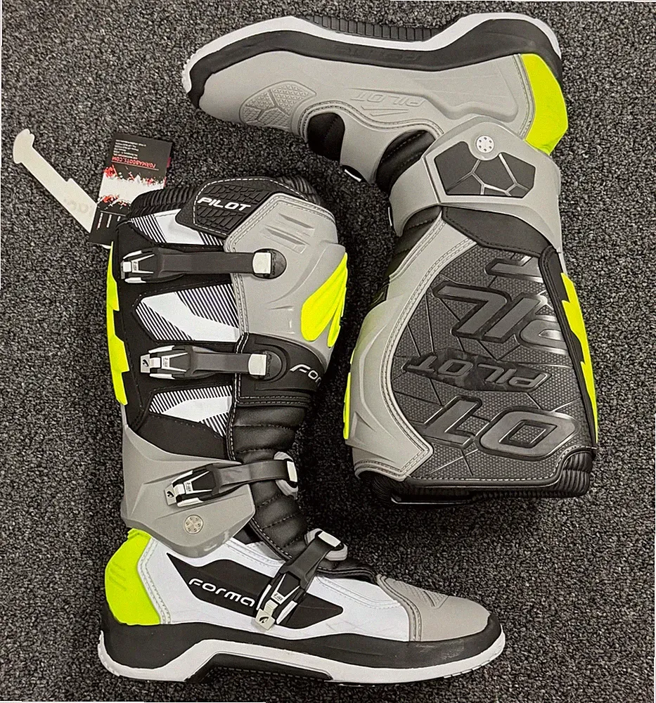 motocross boots | Forma Pilot Gray Neon motorcycle mx offroad tech dirt 8/42