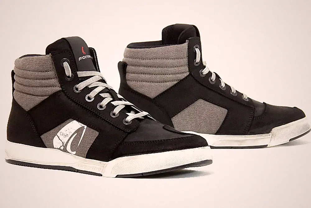 motorcycle boots | Forma GROUND Flow summer urban street city riding boot