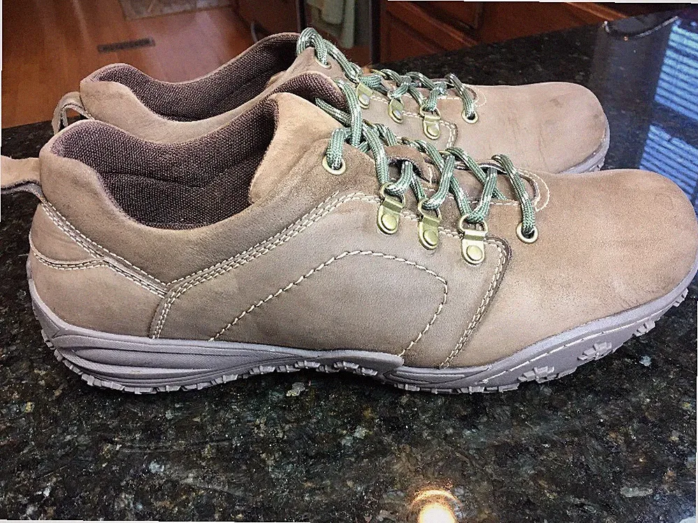 Muk Luks Brown Comfort Hiking Shoe Men’s SIZE 12