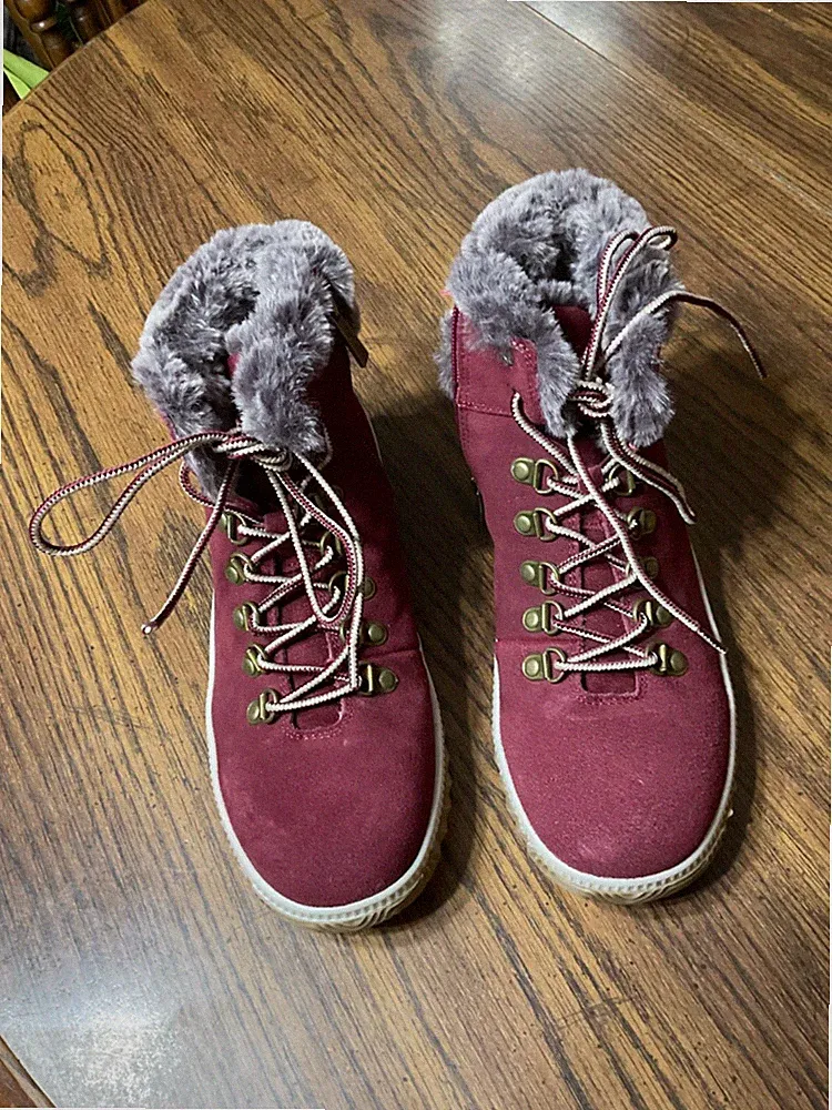 Muk Luks Lace Up side zipper hiking Boots Burgandy Suede leather faux Fur SZ 7M