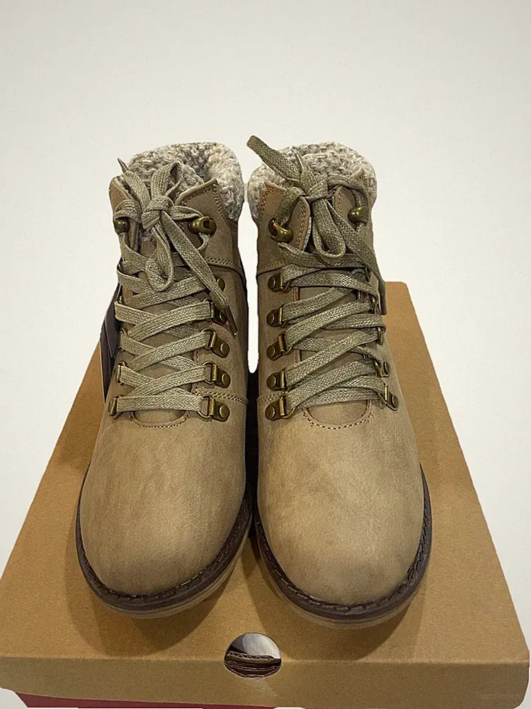 MUK LUKS Women's Hiker Denali Boot, Color Stone, Size 6.5