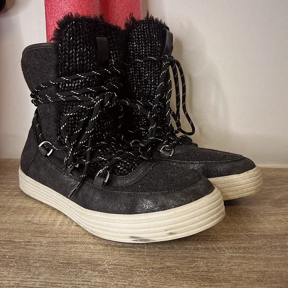 MUK LUKS WOMEN'S JACEY PULL ON HIKING WINTER FASHION ANKLE BOOTS BLACK Size 8