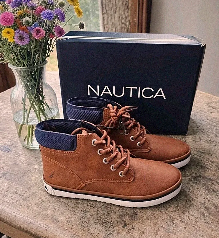 Nautica Hamun Chukka Bowenswarf Casual Mid Top Sneaker Boots Boys Size 1 New