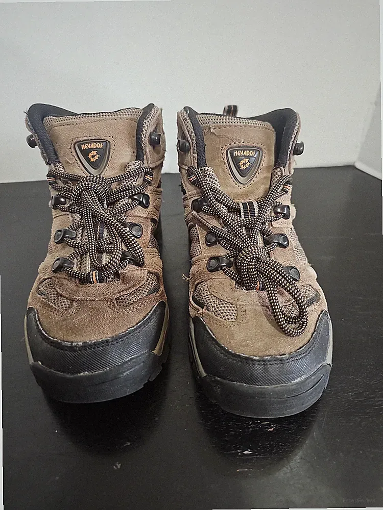 Nevados Kids Hiking Boots Brown Mid Waterproof Trail Shoes Size 4.5 Youth