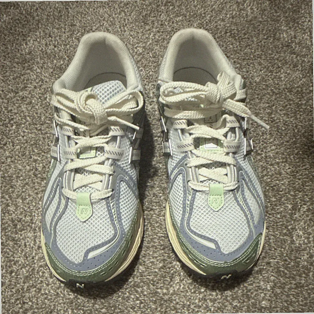 New Balance 1906 Men's Light Blue Green White Mesh Low Top Athletic Sneakers