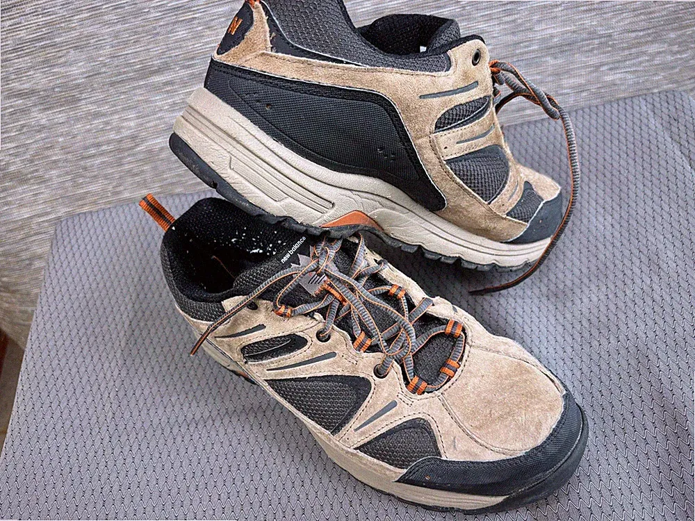 New Balance 759 Shoes Mens Size 10 X-Wide Brown Hiking Walking Trail MW759BR