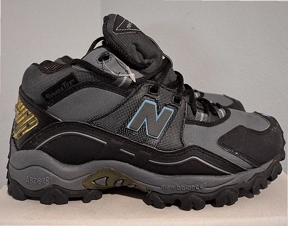 New Balance 851 Hiking Boots Womens 7.5 Waterproof Gray Trail Shoes WO851BG
