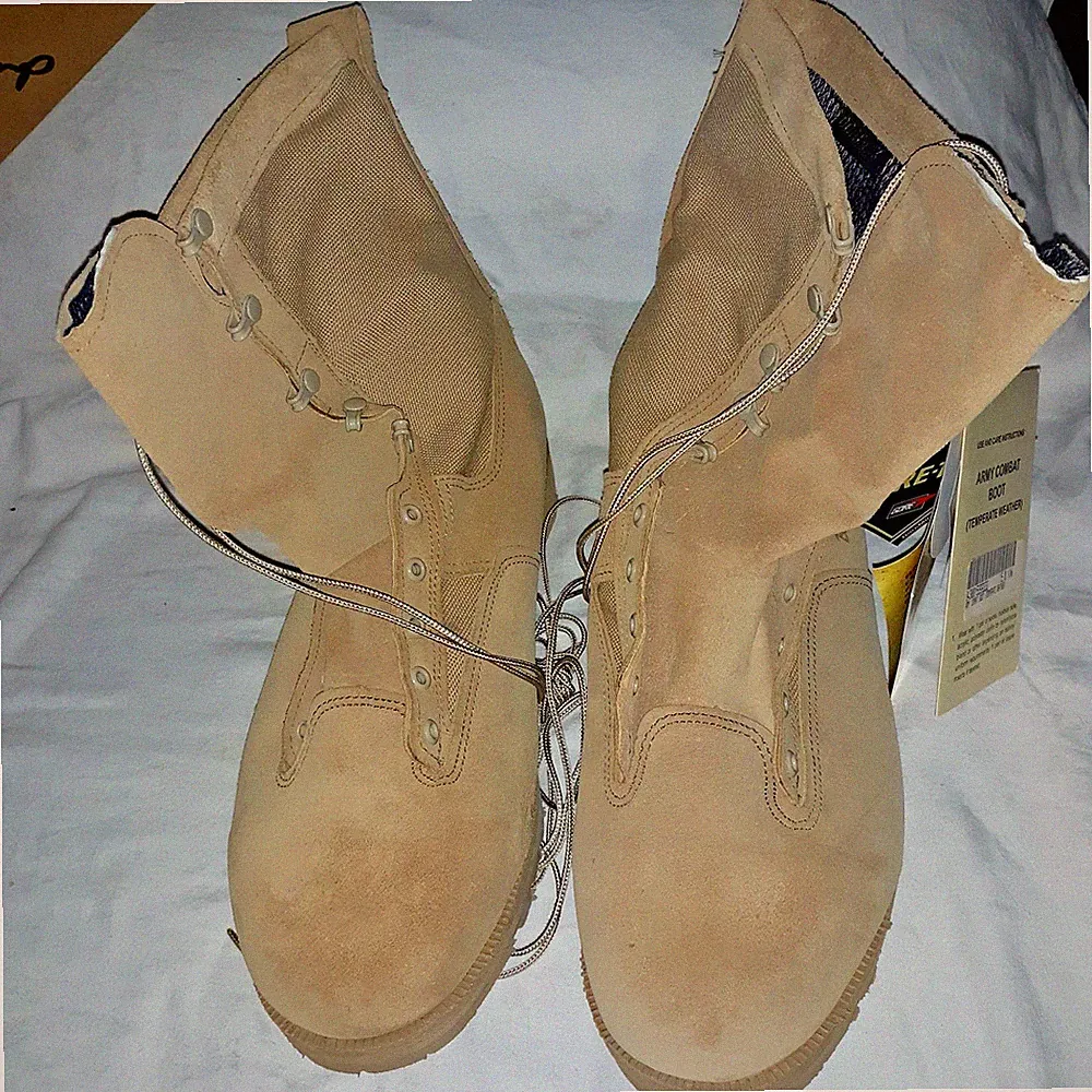 NEW/Box BELLEVILLE Genuine US ARMY Combat Boots GoreTex Temperate Weather 15 XXW