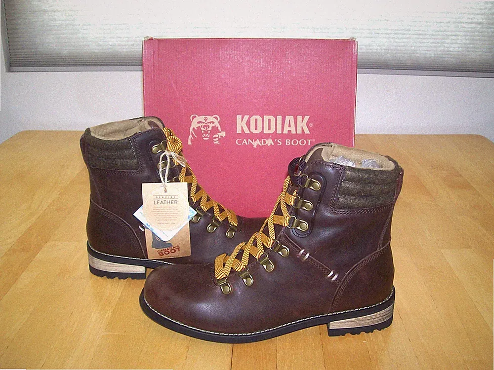 New in Box Kodiak *Surrey II* Brown Leather Hiking Combat Boots Women's 7