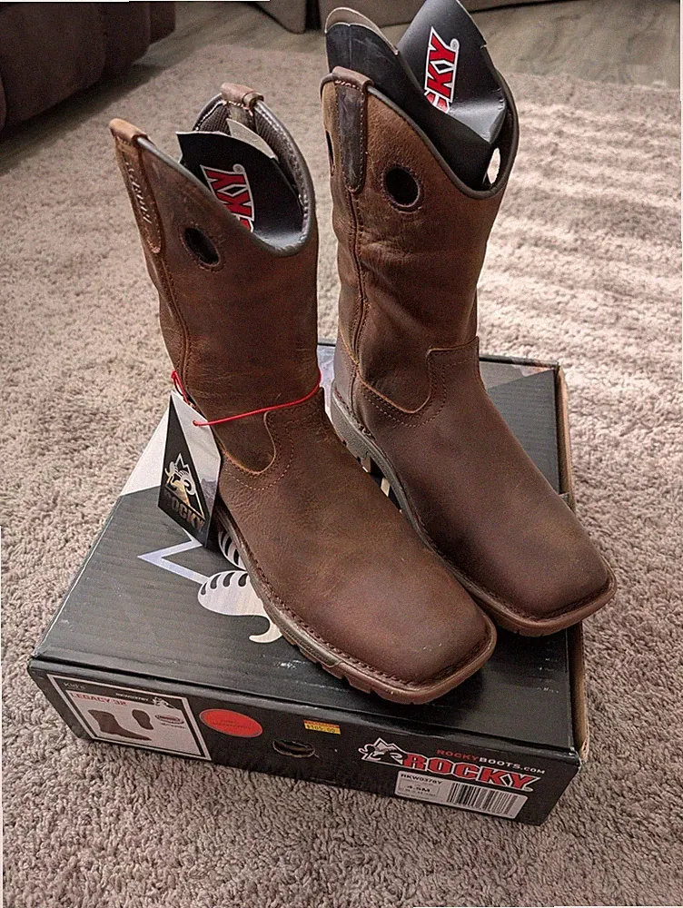 NEW* ROCKY Brown Leather Boots Youth Size 4.5 Cowboy Work Boots Retail: $105
